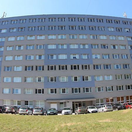 City Building Šaca 외부 사진